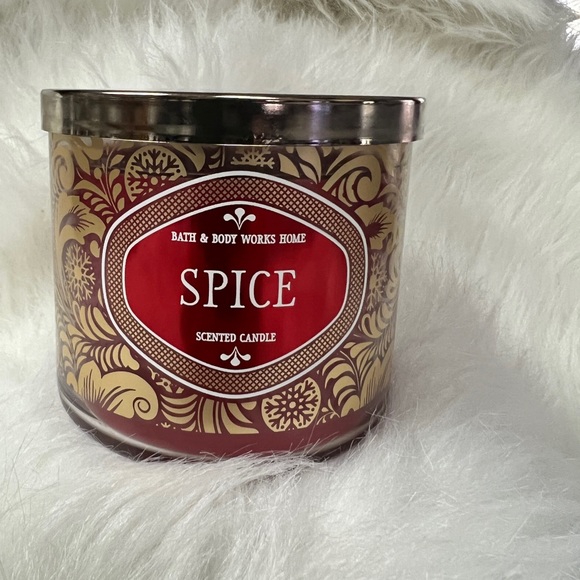 Bath & Body Works Other - Spice Scented Candle
